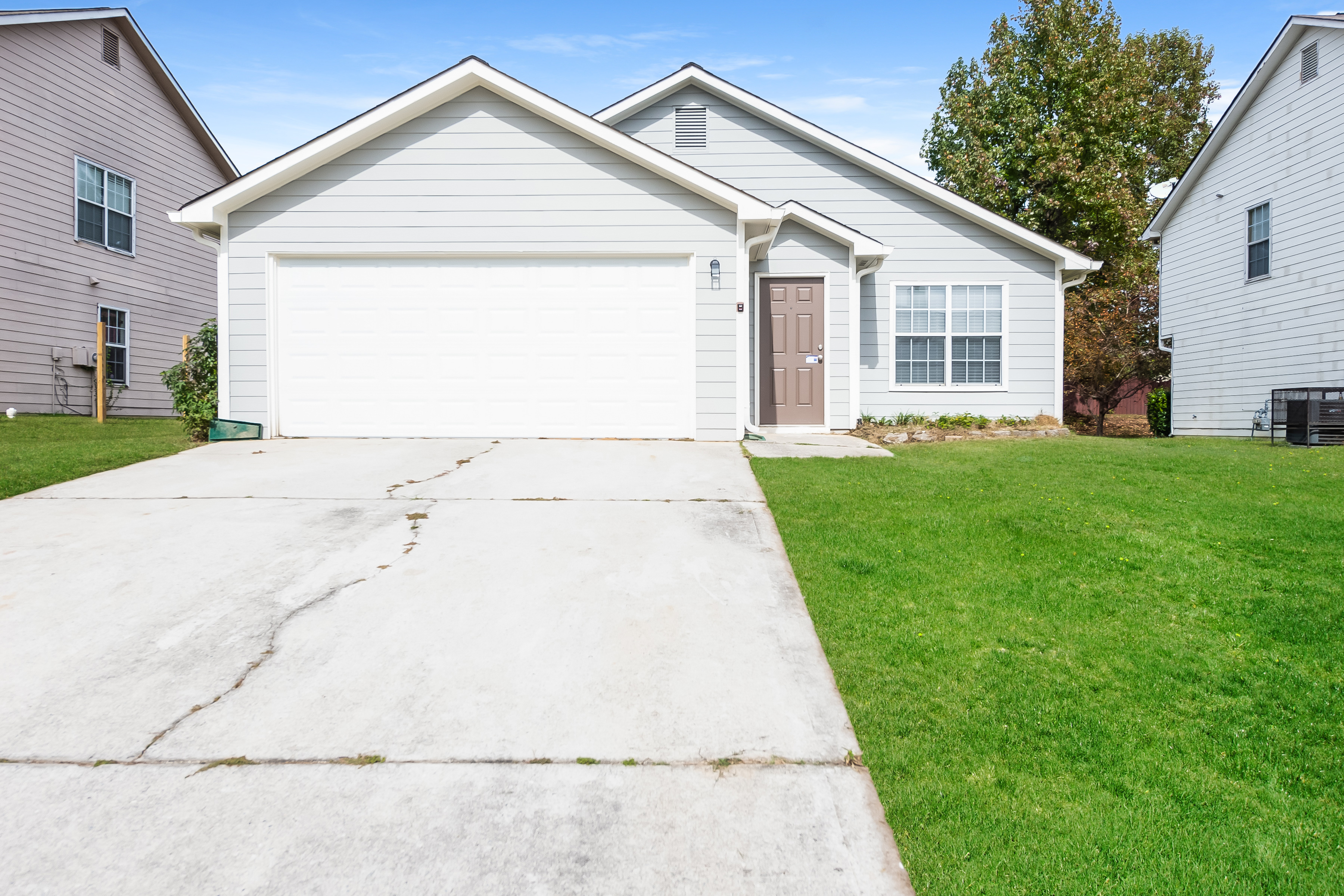 845 Rock Shoals Ct Atlanta, GA 30349